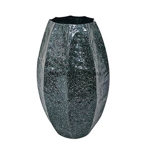 Vase décoratif en métal vert moderne avec un design à facettes et une surface texturée Affichage floral parfait ou intérieur minimaliste - Product Image 5