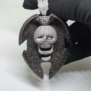 Colgante de Calavera en Plata de Ley 925 con Moissanita Negra y Blanca, Joyería Fina Hip Hop, Chapado en Rodio/Oro de 14K - Product Image 1