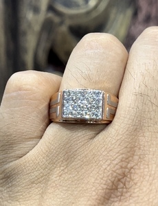 Anillo de diamante de oro blanco sólido de 14K y 18K hecho a mano para hombre, elegante anillo de promesa de aniversario con diseño único para él - Product Image 5