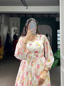 Vestido Georgette de elegancia moderna con toque floral para bodas, graduaciones o días de playa-Enamórate de Bloom - Product Image 2