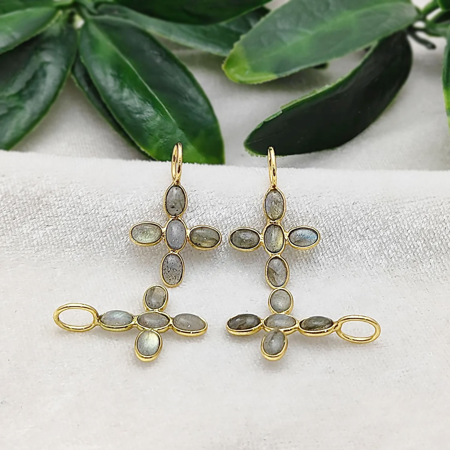 ลาบราดอไลท์