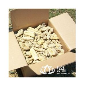 GEM Damar batu fabriqué au Vietnam, de haute qualité, procure une odeur agréable lorsqu'il est brûlé ou chauffé. - Product Image 4
