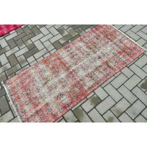 Alfombra Vintage, Alfombra Turca de 2.4x5.3 pies, Alfombra de Lana Roja con Diseño Floral - Product Image 2