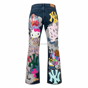 Jean évasé patchwork graffiti personnalisé Y2K Streetwear pour femme, pantalon en denim brodé, nouvelle collection, multi-logo, coupe cloche - Product Image 4