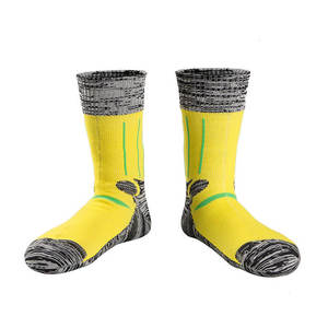 Chaussettes d'hiver imperméables personnalisées durables de haute qualité pour les activités de plein air Conception unique Chaud Respirant et confortable - Product Image 6
