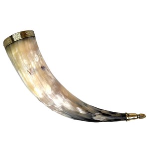 Cuerno Vikingo Auténtico Hecho a Mano para Beber, Diseño Floral Pulido, Borde de Latón, Adorno Náutico con Animales, Impermeable, para Graduación - Product Image 3