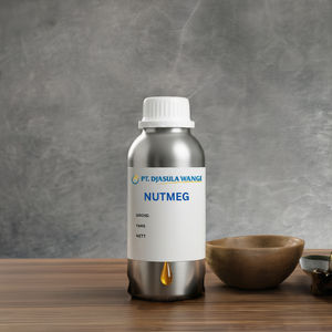 น้ำมันลูกจันทน์หอม 100% ออร์แกนิค น้ำมันหอมระเหยธรรมชาติ ผลิตโดยผู้ผลิต OEM สำหรับเทียนหอมและเครื่องสำอาง ขายส่งจากโรงงาน - Product Image 4