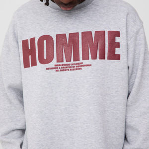 เสื้อสเวตเตอร์ขนแกะแขนยาวของผู้ชายพิมพ์ลายดิจิทัลเต็มรูปแบบตามสั่งสำหรับฤดูหนาวชุดลำลองแนวสตรีทพิมพ์ลายธีมฤดูใบไม้ร่วง - Product Image 4