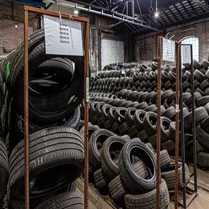 NEUMÁTICOS DE COCHE USADOS EN BUEN ESTADO - VENTA AL POR MAYOR DE PROFUNDIDAD DE 5MM-8MM, DISEÑO RADIAL, CAUCHO NATURAL, NEUMÁTICO SÓLIDO - Product Image 5