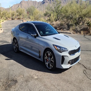 OFERTA PERFECTA: K-i-a St-in-ger GT2 2021, Motor V6 Twin-Turbo, Transmisión Automática - Product Image 1