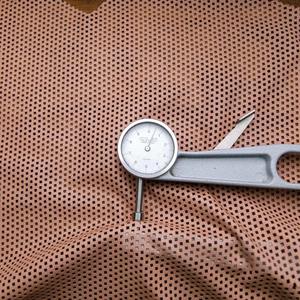 Cuir perforé pêche crémeuse disponible en 1 à 22 pieds carrés pour les produits en cuir personnalisés - Product Image 2