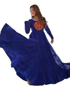 Diseñado para eventos como Garba nights hecho de telas de primera calidad como Georgette Silk Floor Length Kurtis más demandados - Product Image 1