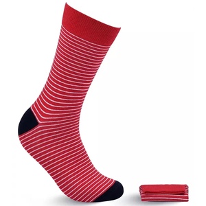 Chaussettes de sport personnalisées de haute qualité, respirantes, écologiques, confortables pour hommes, en matière de qualité supérieure - Product Image 5