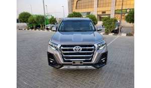 Berline d'occasion 2020, conduite à gauche, moteur essence atmosphérique >8L, transmission intégrale, boîte automatique, sièges en cuir R18, régulateur de vitesse adaptatif - Product Image 3