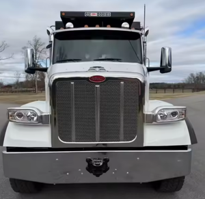 Camión Volquete Usado Económico 2024 2023 2022 Peterbilt 567 de Tres Ejes, 510HP, Automático de 6 Velocidades - Product Image 1