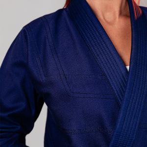 Venta al por mayor personalizado BJJ Gi para mujeres estiramiento transpirable 100% algodón ligero Jiu Jitsu Kimono con pantalones Ripstop entrenamiento - Product Image 2