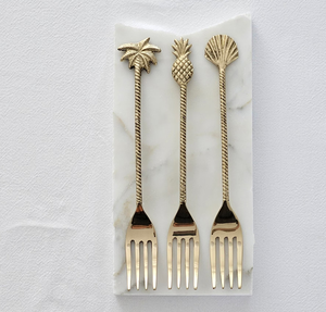 Tenedor de latón Precio barato Juego de tenedor y cuchara de latón con acabado dorado Diseño de mango martillado Tenedor de latón - Product Image 3