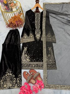 Ensemble Kurta et Palazzo en velours pour femmes avec dupatta en soie organza brodée, tenue ethnique pour les occasions spéciales - Product Image 2