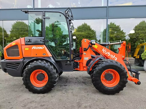 Compre una Cargadora de Ruedas Compacta Kubota R090 de Calidad | Cargador Frontal 4x4 con Motor Diésel de 65 HP | Cargadora Articulada de 3.5 Toneladas para Construcción - Product Image 2