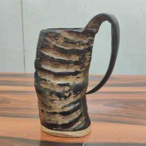 Taza de cuerno vikingo pulida hecha a mano, artesanías naturales con estilo náutico, fábrica de estilo Animal al por mayor - Product Image 1