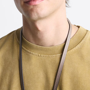 เสื้อยืดลำลองสำหรับผู้ชายเสื้อคอกลมเปิดไหล่ผ้าฝ้าย100% จากผู้ผลิต - Product Image 4