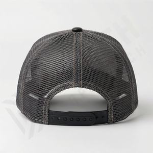 Casquette de baseball en maille de style sportif avec logo brodé à 5 panneaux, de haute qualité, personnalisée en usine, style à pois, maille en mousse, vente chaude - Product Image 2