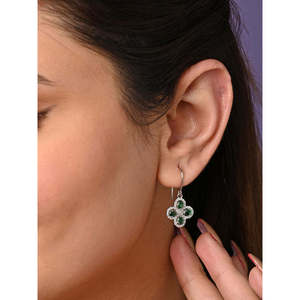 Pendientes Colgantes CLARA de Plata de Ley 925 con Flor Verde - Accesorio de Moda - Product Image 6