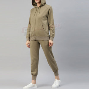 Survêtement à manches longues pour femmes avec tissu doux coupe moderne veste à col montant à capuche et pantalon à revers à la cheville pour l'hiver - Product Image 2