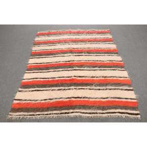 Vintage Rug, 4.7x5.5 ft Area Rug, <b>Red</b> Floral <b>Wool</b> Turkish Rug - Product Image 1