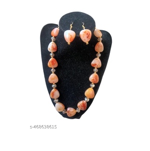 Collier en forme de coeur en résine époxy acrylique avec boucles d'oreilles ensemble plaqué or bijoux de mode accessoires cadeau pour filles et femmes - Product Image 2