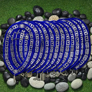 Tablier maçonnique cérémoniel avec épingle de sûreté, broderie à la main légère, prix d'usine, insignes maçonniques Pakistan - Product Image 4