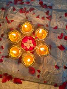 Rangoli ชุด rangoli โลหะสีทองสำหรับตกแต่งบ้านห้องนั่งเล่นงานเทศกาลดอกไม้ทองเหลืองทำด้วยมือ - Product Image 3