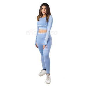 Ensemble de yoga premium pour femme – Vêtements de sport respirants, légers et sans coutures, avec taille élastique et coupe ajustée pour la gym et le fitness - Product Image 1