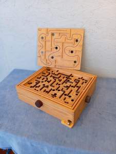 Jeu de labyrinthe en bois artisanal |   Finition lisse de haute qualité |   Prix de gros en vrac d'usine - Product Image 2