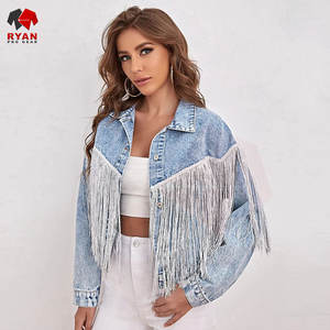 Chaqueta Vaquera Premium para Mujer con Diseño Clásico, Ajuste Cómodo y Textura de Tela Suave - Product Image 5