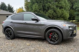 ALFA ROMEO STELVIO QUADRIFOGLIO 2023 IMPECABLE, LISTO PARA ENVIAR - Product Image 2