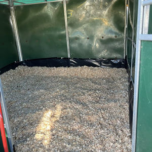 Sciure de pin bon marché pour litière animale disponible à la vente à bas prix - Product Image 1