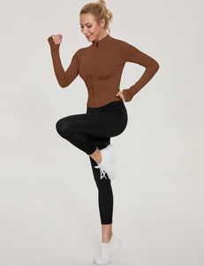 Modèle 2026, vente en gros à faible MOQ, haut de sport pour femme, coupe classique, respirant, écologique, manches longues, maille élégante, pour le yoga et la course à pied - Product Image 5