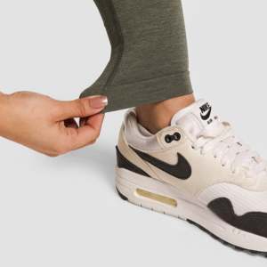 Leggings tricotés sans couture Power Flex couleur verte - Product Image 6