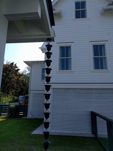 Chaîne en aluminium Design de ligne Chaîne de pluie en cuivre avec clip pour gouttière Chaîne de pluie en cuivre vieilli de haute qualité personnalisée pour le jardin - Product Image 4