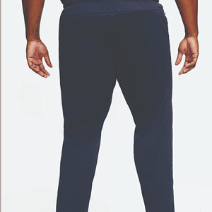 Pantalones de chándal acampanados informales de felpa con diseño personalizado para hombre, pantalones de chándal holgados apilados con ajuste acampanado, cintura elástica, pierna ancha ligera media - Product Image 6