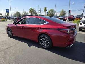 Lexus GS Turbo AWD 2024 Sièges en cuir Intérieur clair Berline - Product Image 5