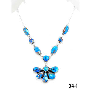 Collier artisanal en argent sterling et plaqué or en forme de fleur, idéal pour les occasions spéciales - Product Image 1