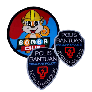 Étiquette en tissu découpé au laser avec doublure blanche Top Pick Structure d'étiquette tissée renforcée pour pièces textiles/vêtements en forme de rouleau - Product Image 1