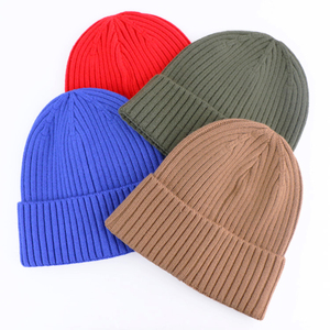 Bonnet en Laine Tricoté Doux et Chaud de Haute Qualité 2026, Logo Personnalisé, 100% Laine pour Hommes et Femmes - Vente en Gros - Product Image 6