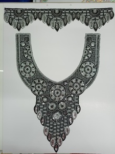 Patchs brodés artistiques col de cou en tissu net avec embellissements de paillettes pour l'artisanat de couture de vêtements de mode indienne - Product Image 2