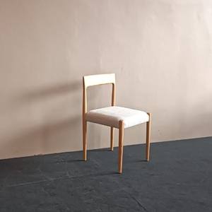 Muebles para el Hogar, Comedor y Restaurante, Sillas de Comedor ADELIA de Madera de Teca de la Mejor Calidad por Rachel Natalie - Product Image 1