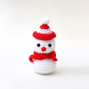 Muñecos de Ganchillo Navideños al por Mayor, Renos Tejidos a Crochet y Muñecos de Nieve con Bufandas Pequeñas - Product Image 6