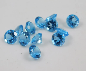 Tarifa al por mayor en natural para Topacio Azul suizo facetado corte radiante 8x8 MM redondo a ovalado piedra preciosa suelta fabricante indio - Product Image 1