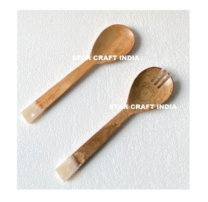 Juego de la mejor calidad de 2 atractivas cucharas de madera y resina para servir ensaladas, diseño moderno, tenedores de acero inoxidable y bambú para bodas - Product Image 1